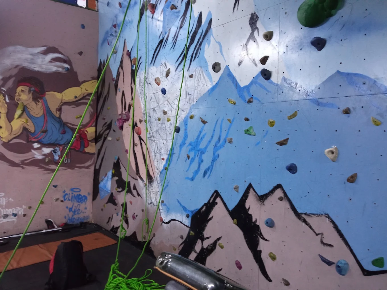 Mur d'escalade indoor